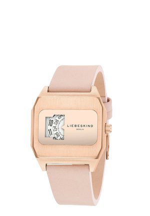 Rechthoekig horloge met een roségouden metalen kast, een beige leren band en een witte wijzerplaat met zwarte cijfers en een merkembleem.