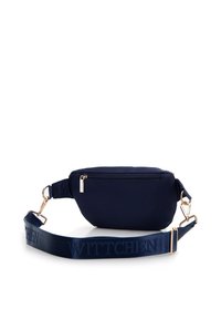 Námořnický látkový bum bag s přední kapsou na zip, zlatou kovovou výbavou a páskem s vzorem obsahujícím vyražený nápis "WITTCHEN" v modré barvě.