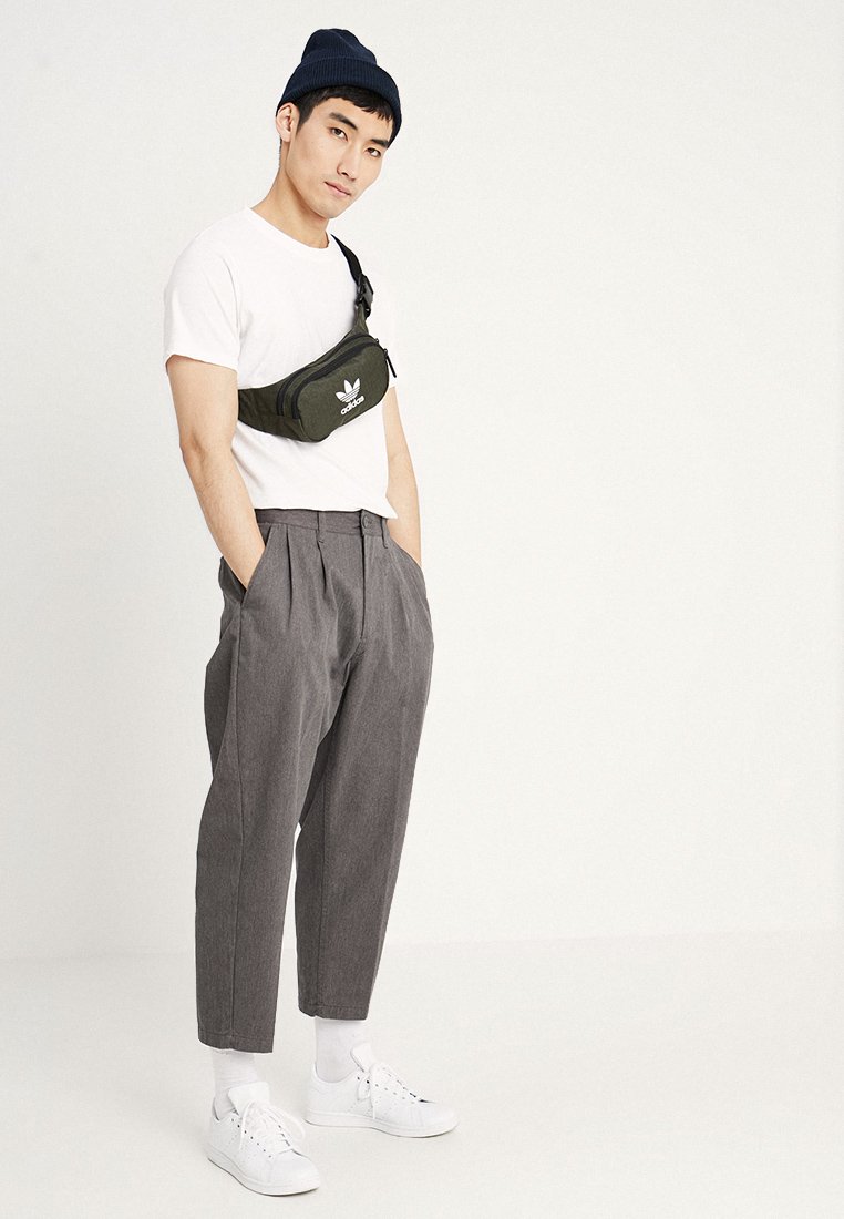 adidas melange cbody