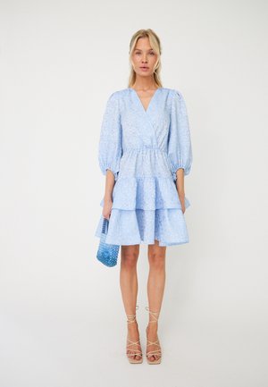 Cras ISOLA DRESS - Cocktailkjole / festkjole - littleboy blue