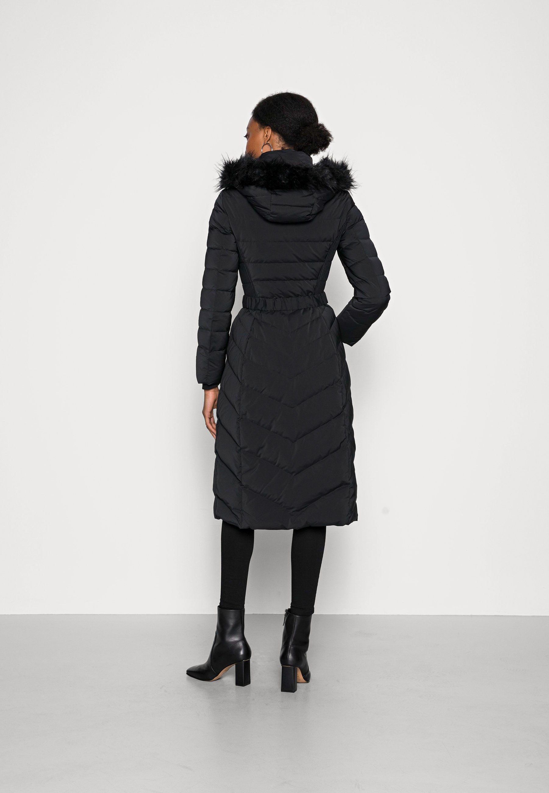 guess coat black