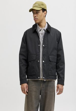 Jack & Jones CATSKILLS BARN JACKET - Kerge jope - black