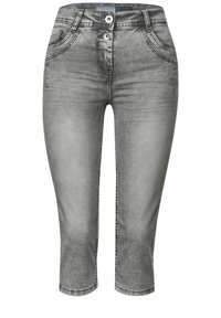 Pantalones capri de mezclilla gris con un acabado desgastado, que cuentan con dos bolsillos frontales, una cremallera con botón y un corte recto que termina por encima del tobillo.