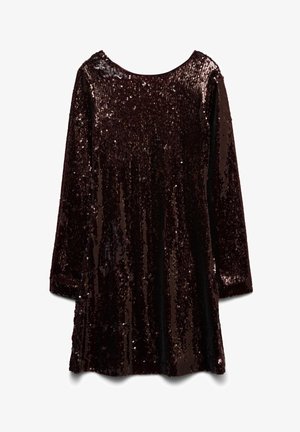 Klänning med lång ärm av mörkt paljettmaterial, med rund halsringning och utsvängd silhuett. Färgen är djup vinröd.