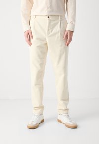 Tommy Hilfiger HARLEM - Chinos - ivory
