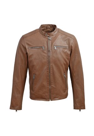 Braune Leder-Motorradjacke mit Stehkragen, zwei Brust-Reißverschlüssen und seitlichen Reißverschlusstaschen. Glatte Textur und taillierte Passform.