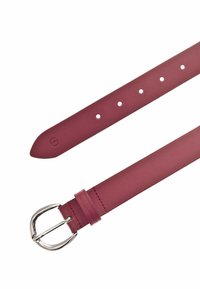 Bordowy skórzany pasek z metalową, srebrną klamrą, wyposażony w otwory do regulacji, gładką teksturą i zakończeniem w kształcie stożka.