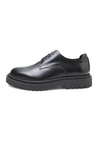 Bata Alkalmi fűzős cipők - nero