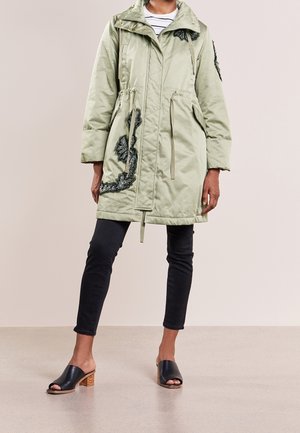Parka - dark green