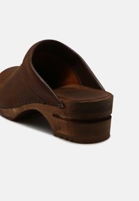 Sanita CHRISSY OPEN - Clogs - chestnut