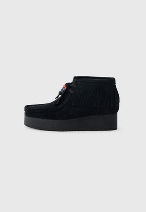 WEDGE FRINGE - Wedge Ankle Boots - black