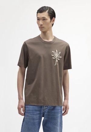 PEDRO  - T-shirt med print - mable husk