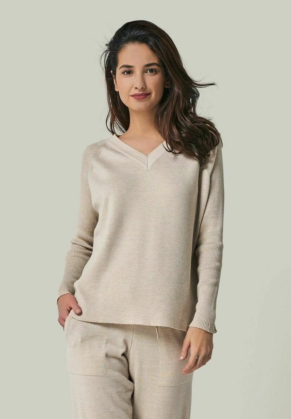DORINA - MERINO WOLLE V-PULLOVER - Nachtwäsche Shirt - beige