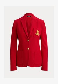 Nevybráno, cruise red