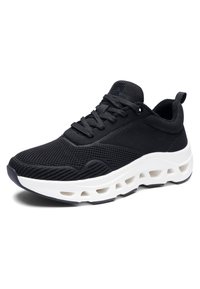 Schwarzer Netz-Sportschuh mit schwarzen Schnürsenkeln und gepolsterter weißer Sohle mit Ausschnittdetails zur Belüftung.