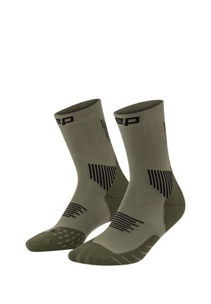 CEP, CORE RUN MID CUT - Sportsocken - olive