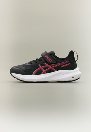 Czarno-różowy but do biegania Asics z białą podeszwą, sznurowany z przodu i z paskiem na rzep na neutralnym tle.