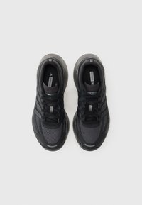 adidas Originals ADIZERO ARUKU UNISEX - Baskets basses - core black/carbon/iron