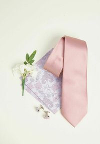 Next GIFT SET - Nosinaitė į švarko kišenę - light pink