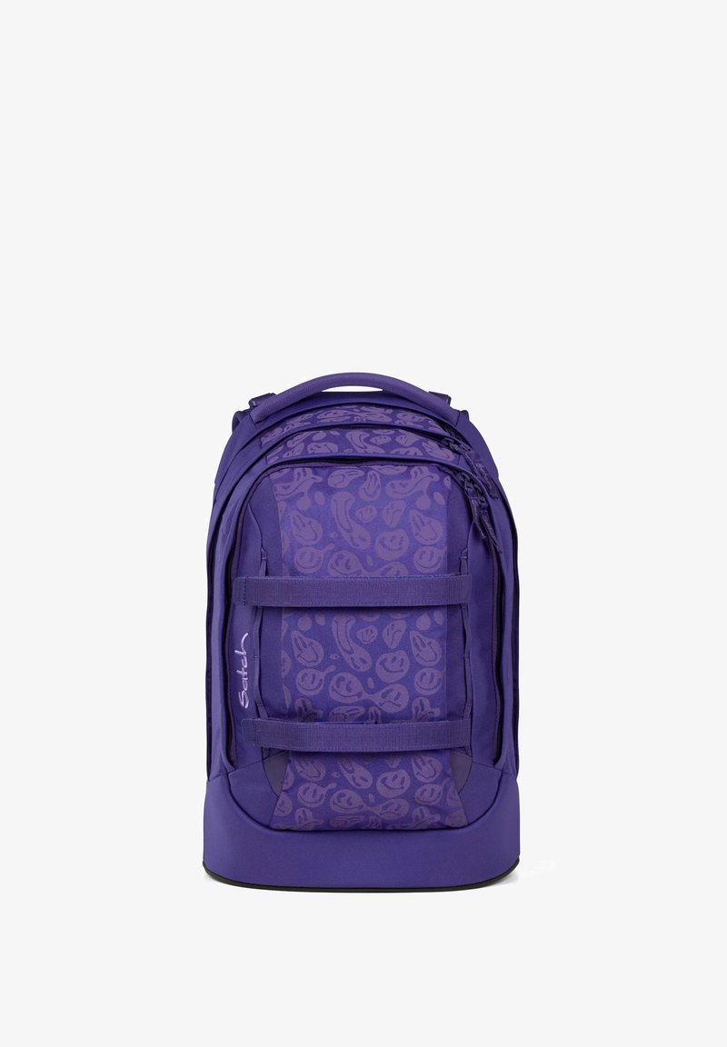 Zaino viola con un motivo testurizzato di faccine sorridenti, spallacci regolabili e base rinforzata. Presenta diversi scomparti esterni.