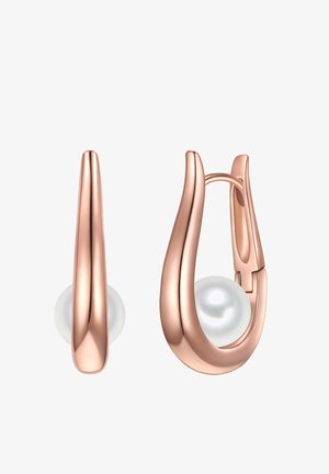 Rožinio aukso būti auskarai su blizgiu baltu perliuku centre, turintys lygią, kreivinę formą ir užsegimą su užspaudimo mechanizmu.