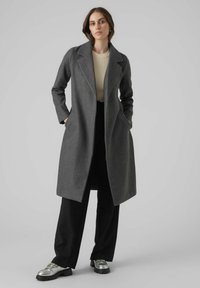 Vero Moda VMFORTUNEAYA LONG - Klasický kabát - dark grey melange