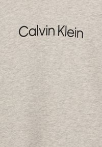 Calvin Klein Jeans LOGO HOODIE UNISEX - Sweatshirt com capuz - ivory grey heather