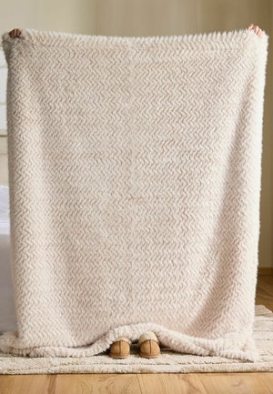 Next, TEXTURED ZIGZAG THROW UNISEX - Koc