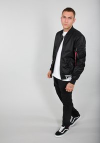Thumbnail Image 4