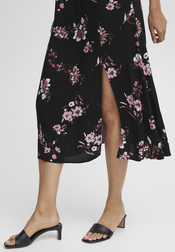 BYMMMJOELLA - Day dress - tawny port floral mix4