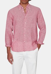 Oscar Jacobson REG FIT BD SIGNATURE - Vapaa-ajan kauluspaita - soft red