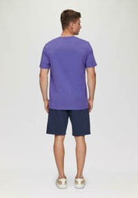 QS FRONT - T-shirt print - lila