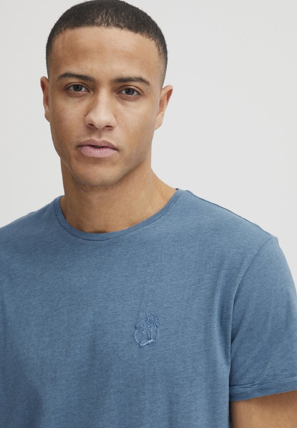 BHTee - Basic T-shirt - regatta2