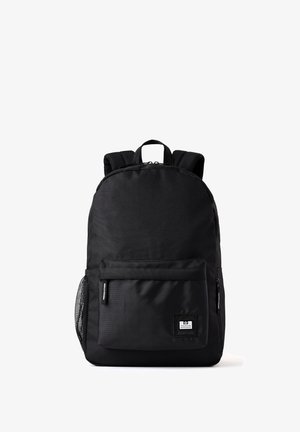 Weekend Offender Tagesrucksack - black ripstop