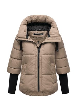 Beige Steppjacke mit großer Kapuze, kurzen Ärmeln, schwarzen Akzenten und einem Frontreißverschluss. Verfügt über ein gestepptes Design zur Isolierung.
