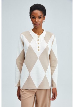Beige en crème langemouwpullover met een ruitpatroon, een kraaghals en vijf knopen aan de voorkant. Zachte gebreide textuur.