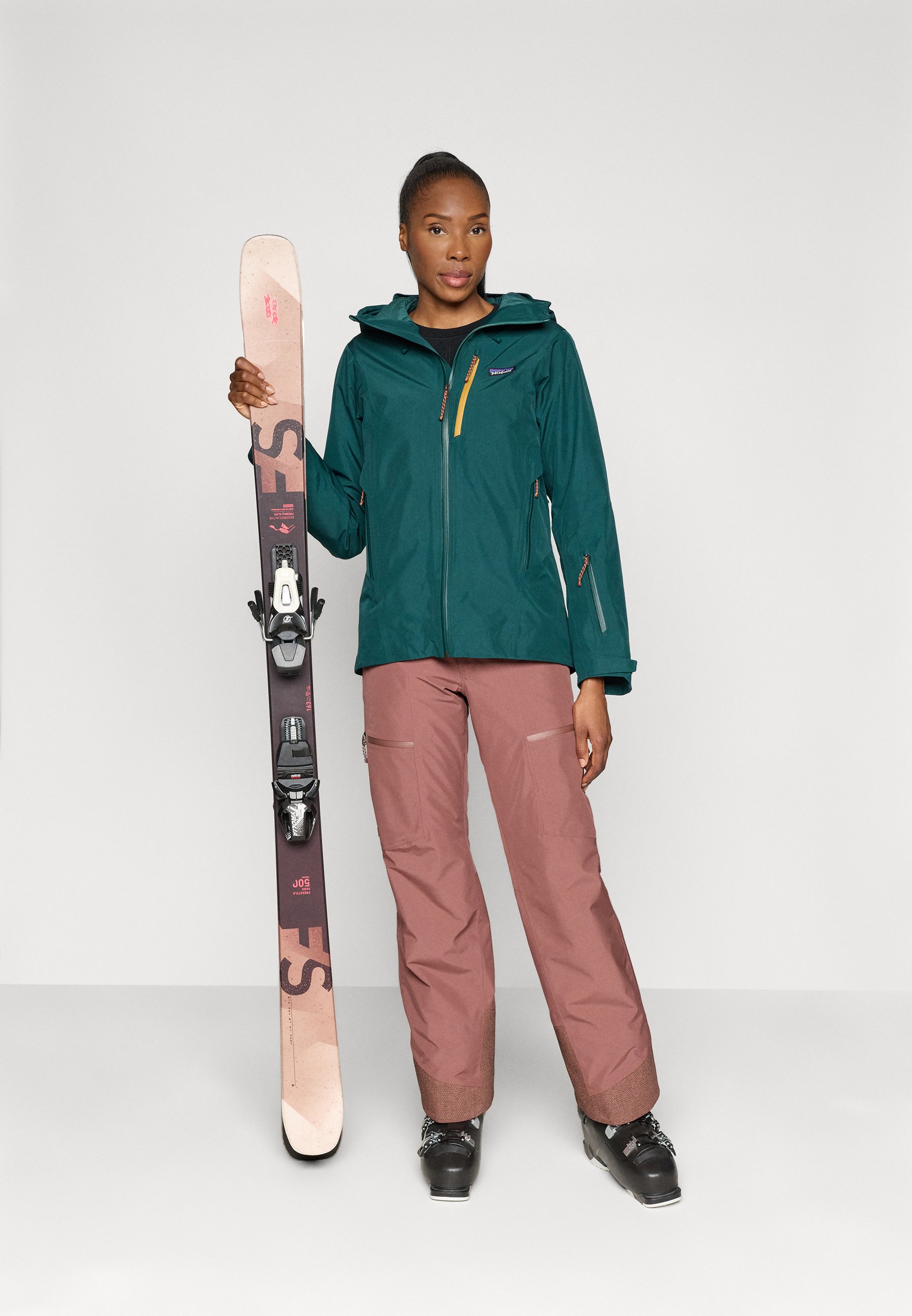 Patagonia INSULATED STORM SHIFT - Ski jacket - cascade green/dark