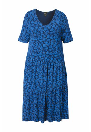 Blaues Kleid mit kurzen Ärmeln, V-Ausschnitt, floralem Muster, gestuftem Design, aus weichem Stoff; bietet eine bequeme und lockere Passform.