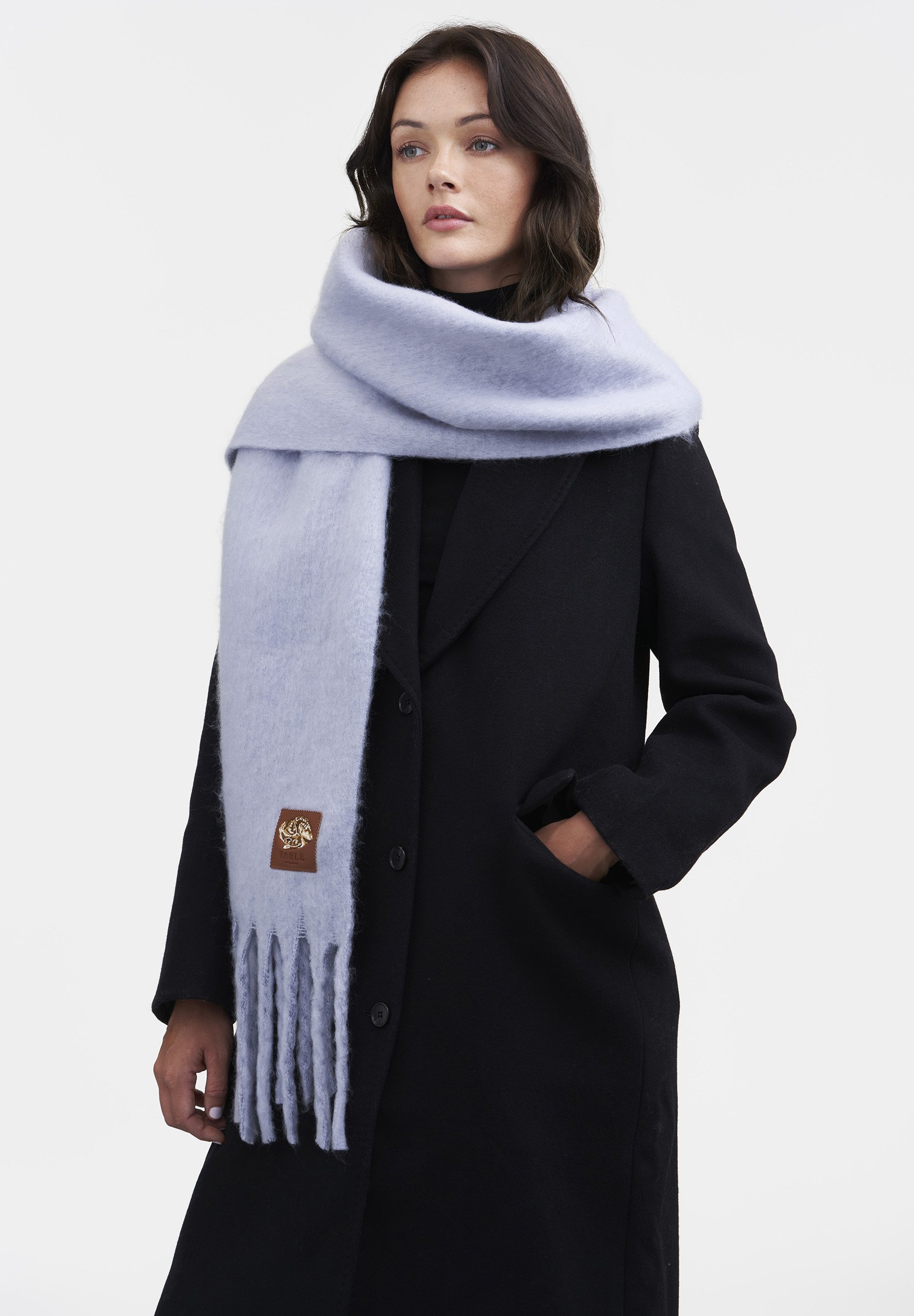 FABLE ENGLAND COSY BOUCLE Schal ice blue/blau-meliert