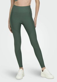Unselected, duck green