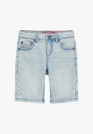 Lyseblå denimshorts med forlommer, bæltestropper og knaplukning, der viser subtile vask og syningsdetaljer.