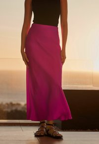 Next PETITE FIT - Maxikjol - pink