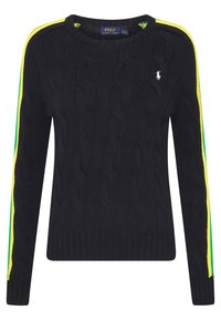 Marinblå kabelstickad tröja med gula och gröna ränder längs ärmarna, rundad halsringning och vit Polo Ralph Lauren-logotyp på bröstet.