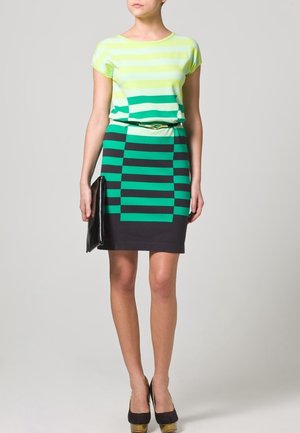 Luisa Cerano, Robe pull - light green