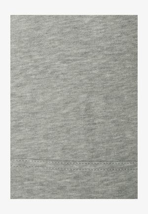 Gråt stof med en fin, blød tekstur og et subtilt meleret mønster. Har en glat, syet kant i bunden.