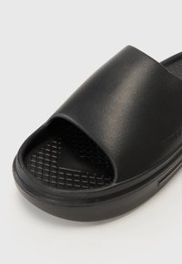 Imagine miniatură 6