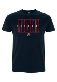 Černé bavlněné tričko s červeným nápisem "AVENGERS ENDGAME" a bílými akcenty, s kruhovým logo Avengers uprostřed spodní části.