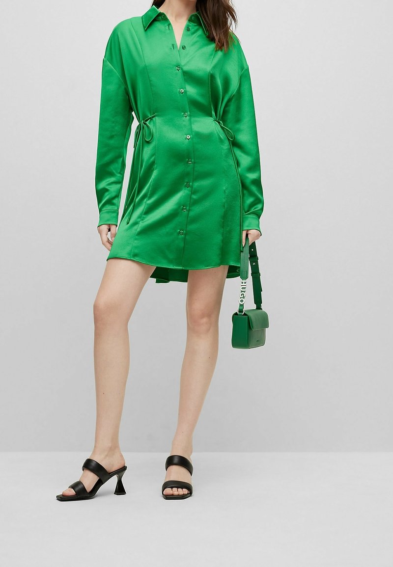 HUGO Shirt dress - green - (Pre-owned) - Zalando