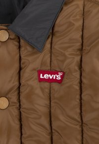 Levi's® REVERSIBLE QUILTED SHACKET - Talvitakki - pirate black