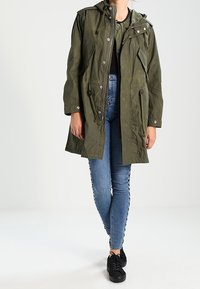 Diesel Parkas - olive